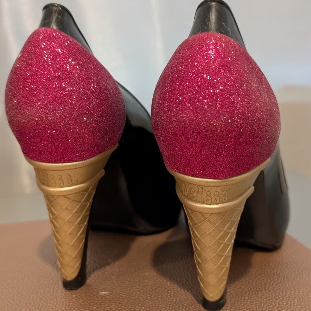 Melissa x Karl Lagerfeld Ice Cream Shoe - Picture 2 of 2
